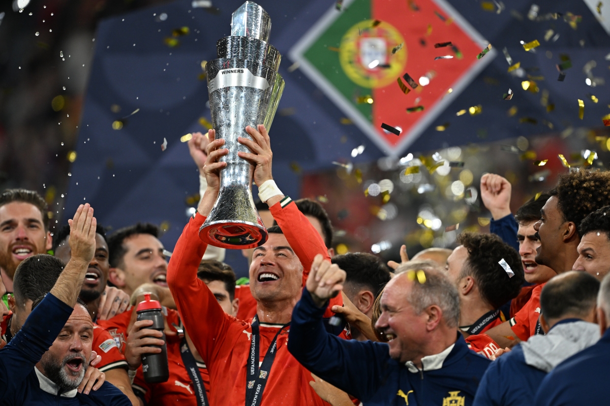 开云体育-包含欧联倒计时，罗马冲刺阶段绝杀压哨，细节引发关注，震撼外界，阵容厚度经受考验的词条